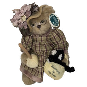 Limited Edition- Bearington Bear Knitter & Pearl Brown Beige Off White with tags
